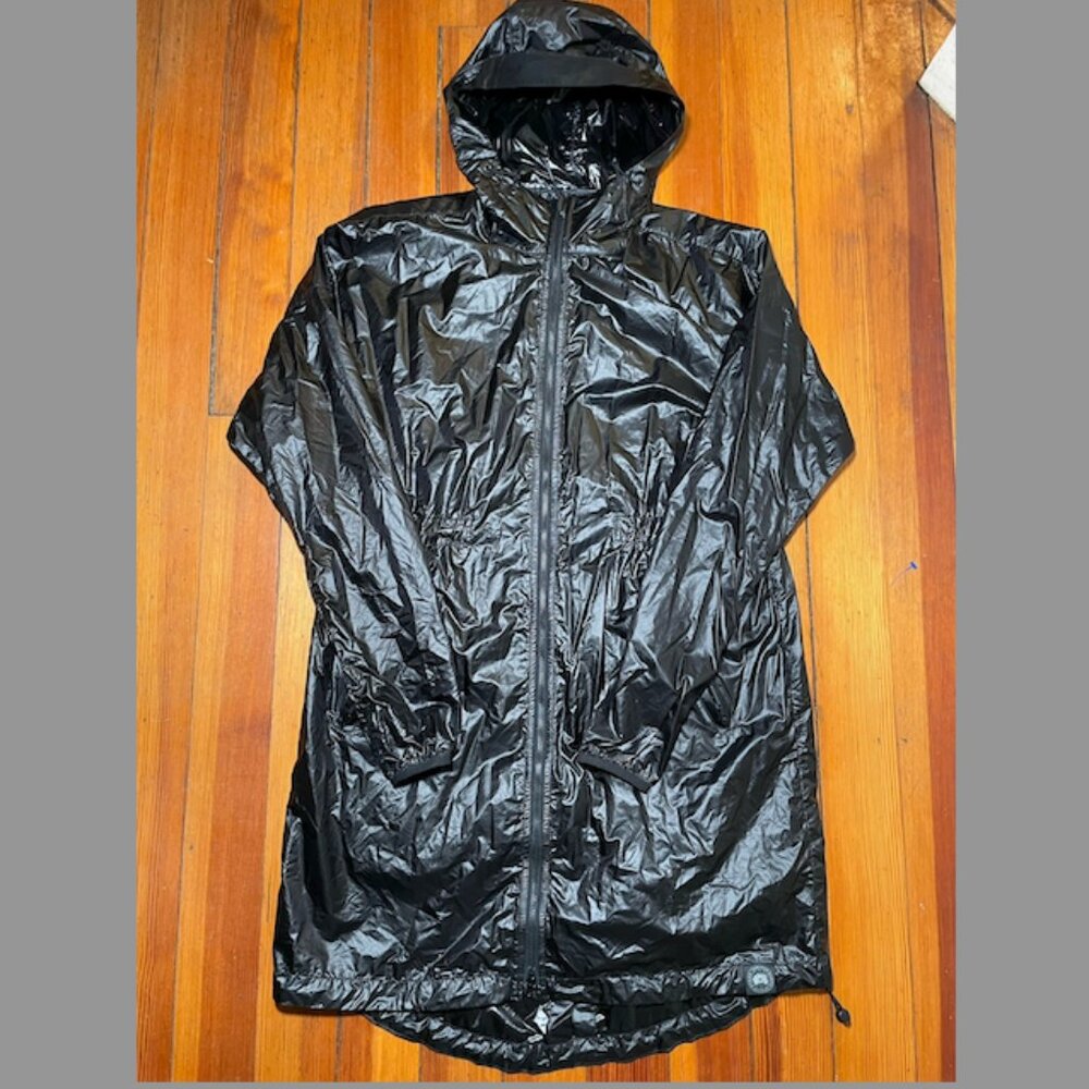 Authentic women Canada Goose Sandpoint Nylon Hoodie Black 2403lz -MSRP: $320.00.